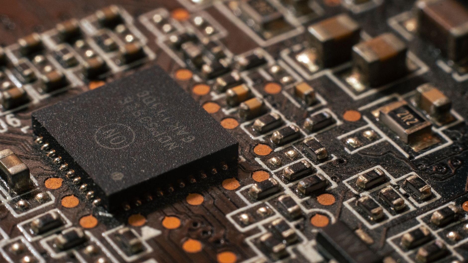Are AI-designed chips the best investment for startups?
